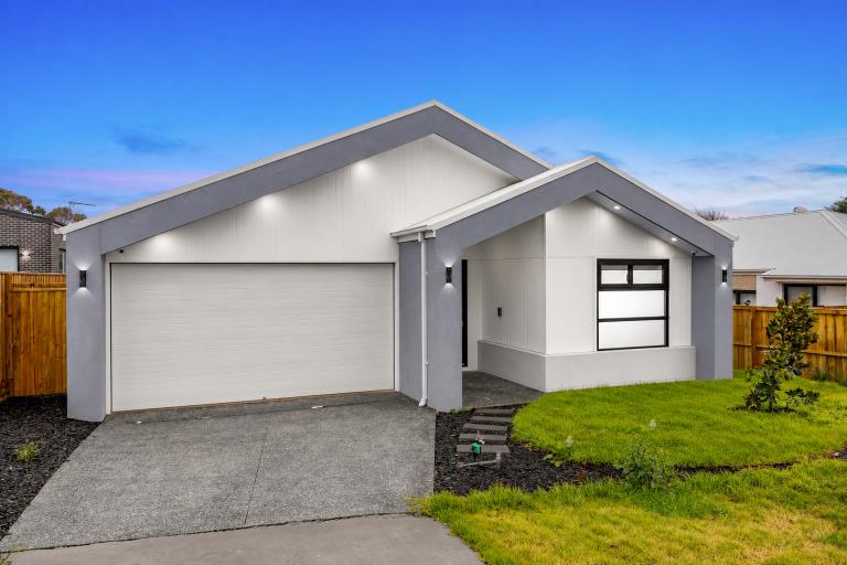 7 Raymond ST Daylesford